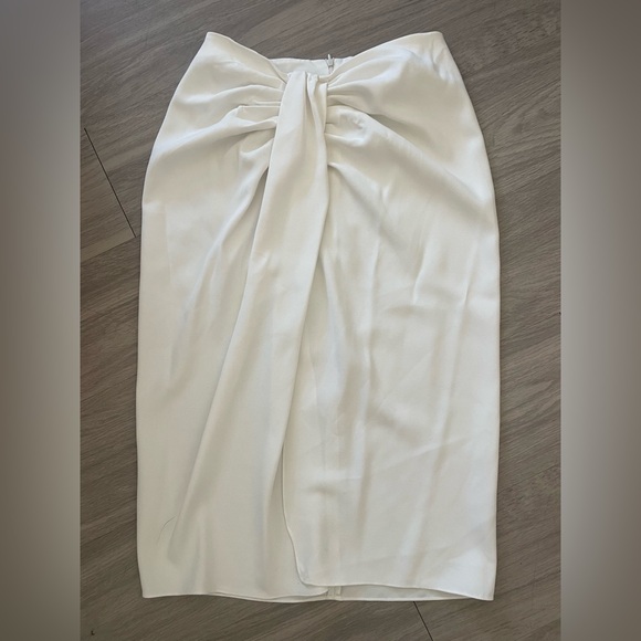 Zara Dresses & Skirts - Zara white cinched textured midi skirt